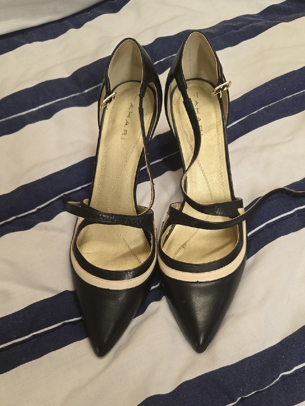 Tahari Britta Black/cream Strappy Heel